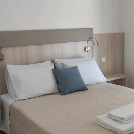 Eleni Apartment *