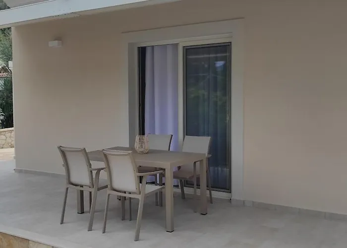 Apartment Eleni Liapades