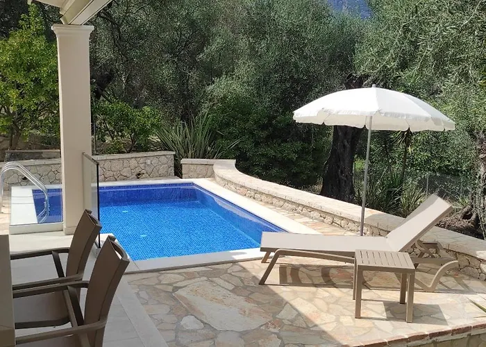 Eleni Daire Liapades